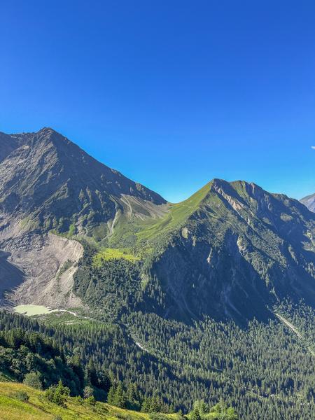Vu du col de Tricot vu depuis le Mont Lachat