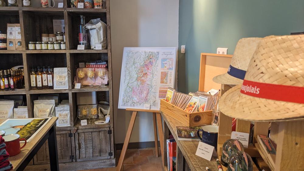 Boutique de l'antenne touristique de Oingt_Val d'Oingt