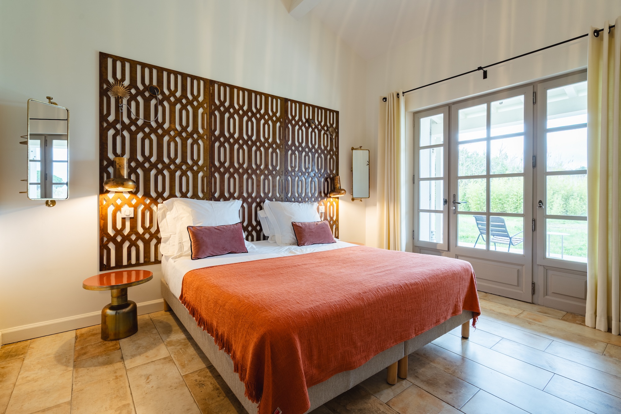 LOW RES_MAS DU COUVIN CHAMBRE SARAH_09