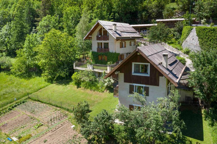 Gîte Les Cerisiers-Les gîtes-Saint-Étienne-de-Tinée-Gîtes de France des Alpes-Maritimes