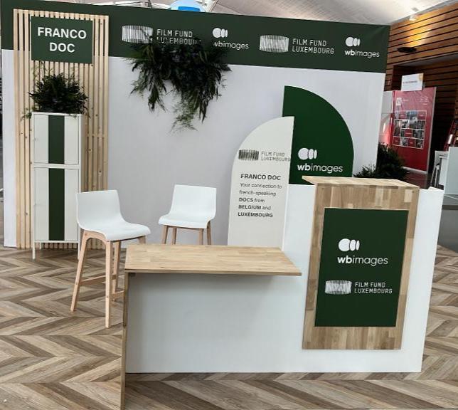 Stand décoré pour un événement