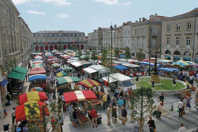 Marché traditionnel de Castres 
