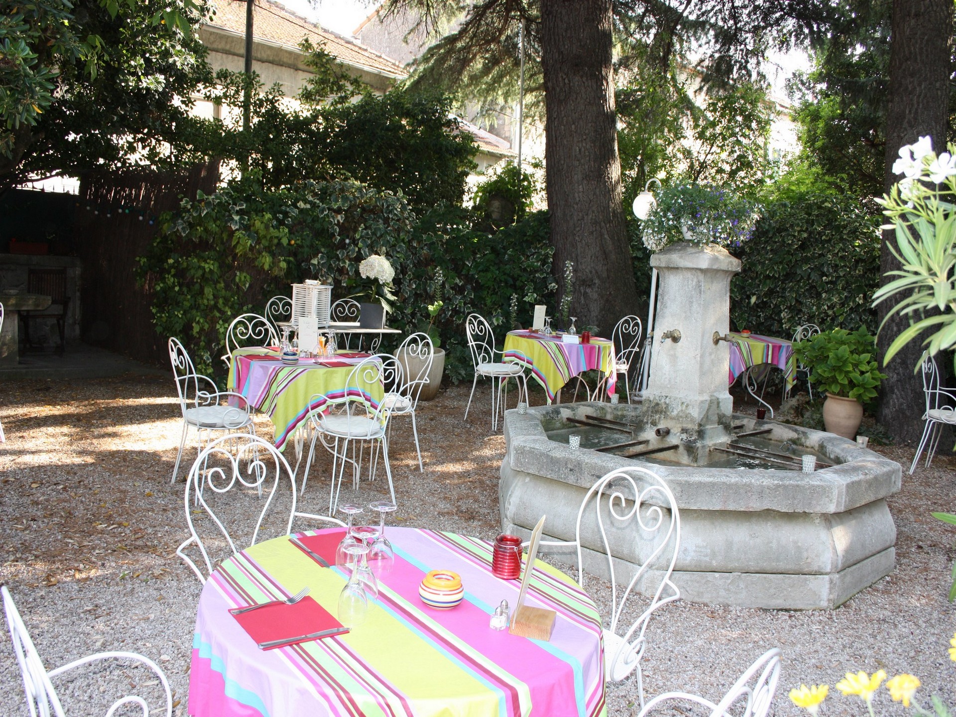 Hôtel le Chalet Fleuri, Saint-Rémy-de-Provence - photo 4