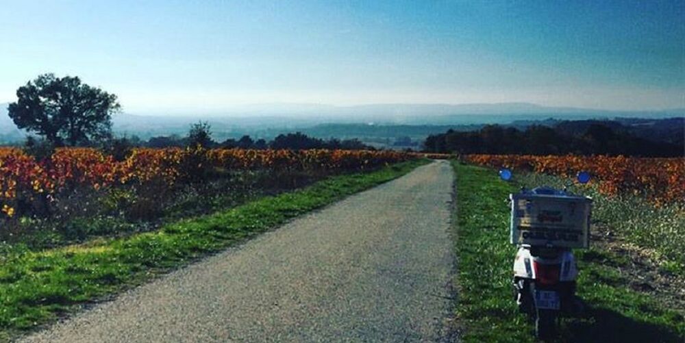 scoot nomad balade famille en automne  en scooter drome provençale