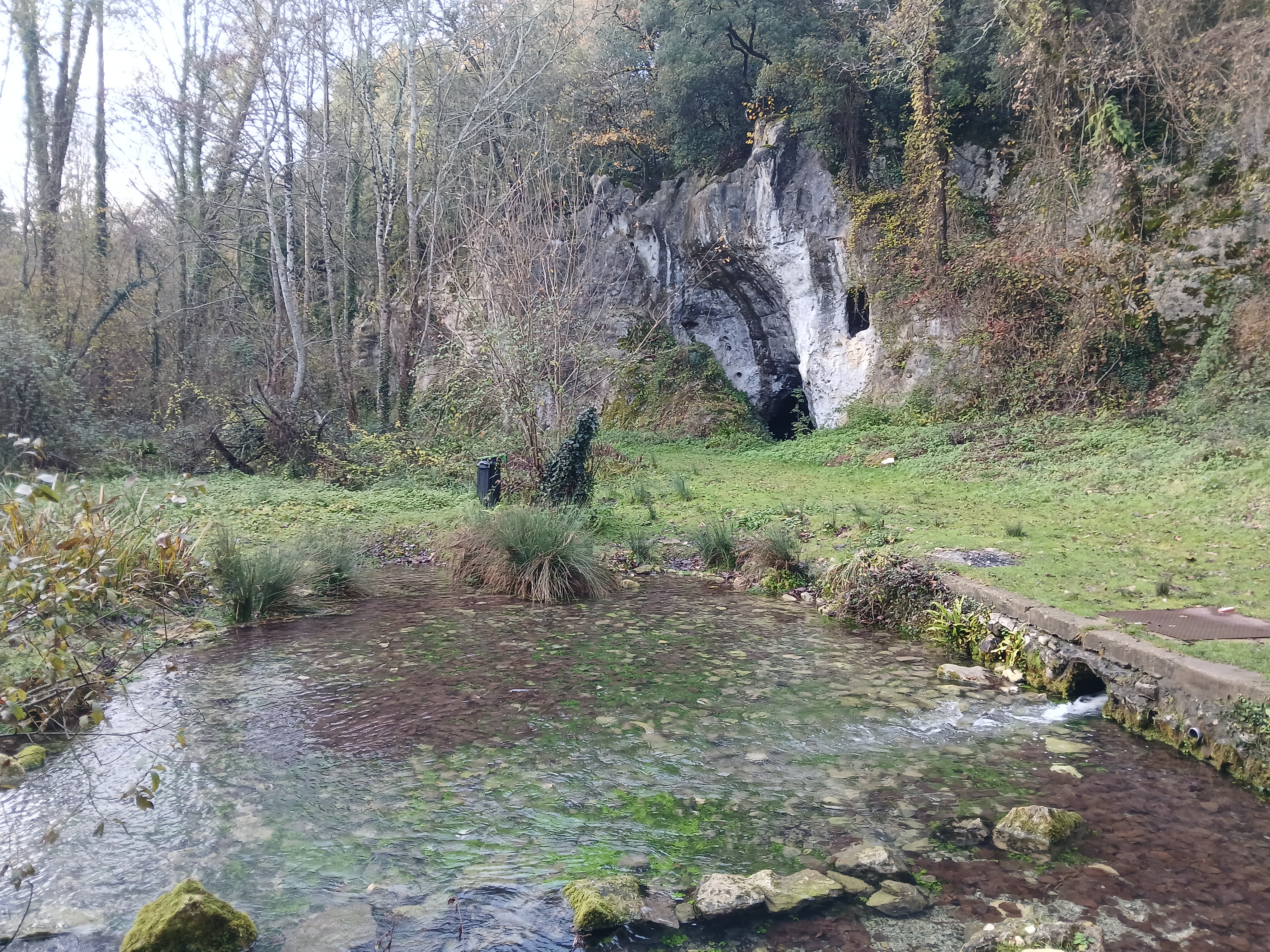 Le Gros-Roc - grotte préhistorique