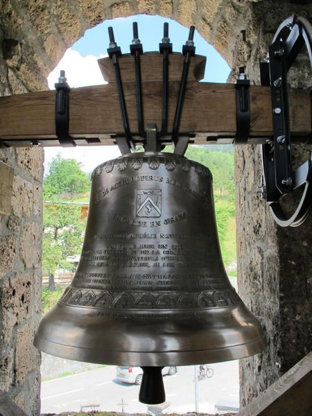 Cloche inaugurée en Avril 2013 - église de La Garde