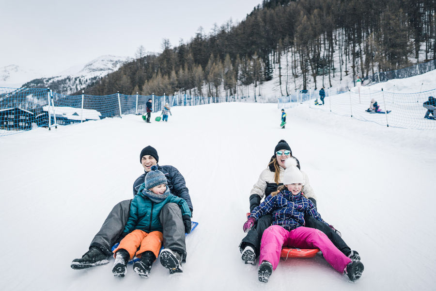 Luge en famille