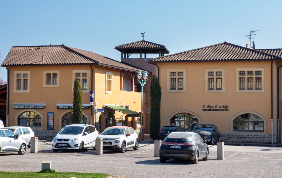 Place du Prieuré Blyes