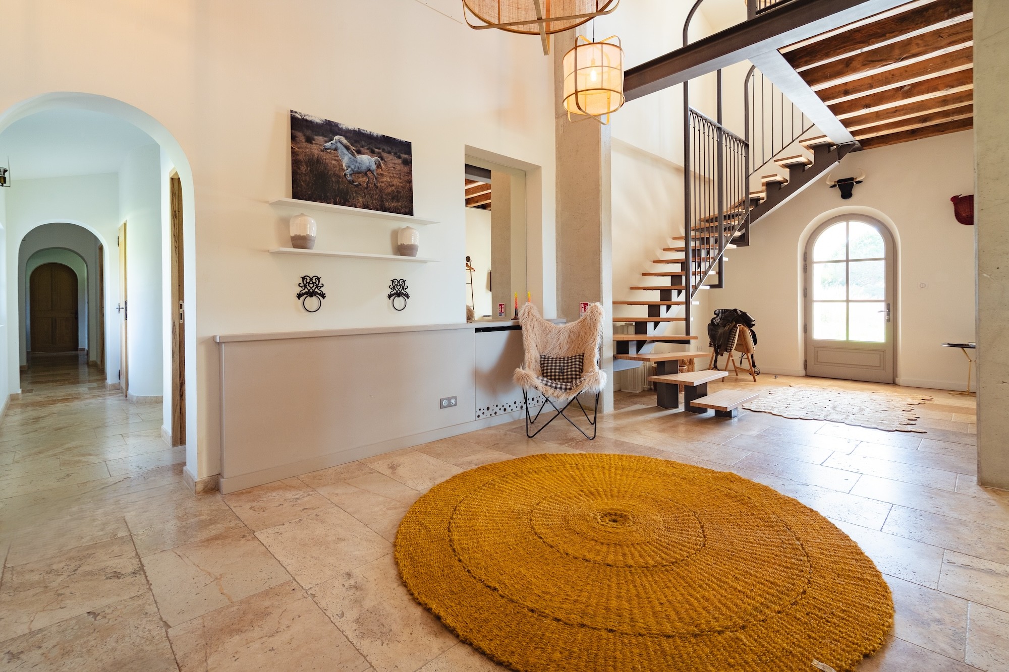 LOW RES_MAS DU COUVIN HAll ENTREE_22