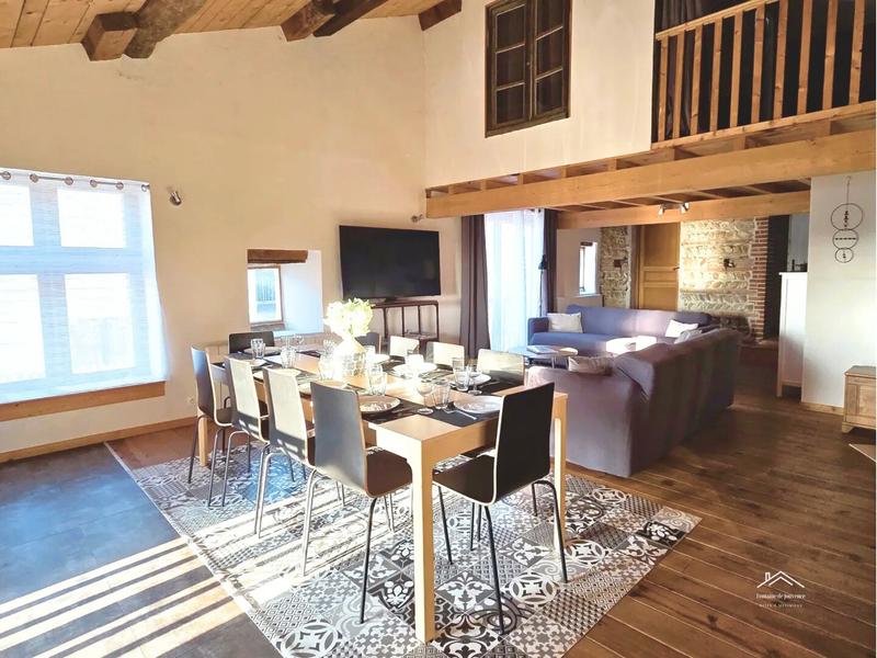 Les Jouvencelles Salon