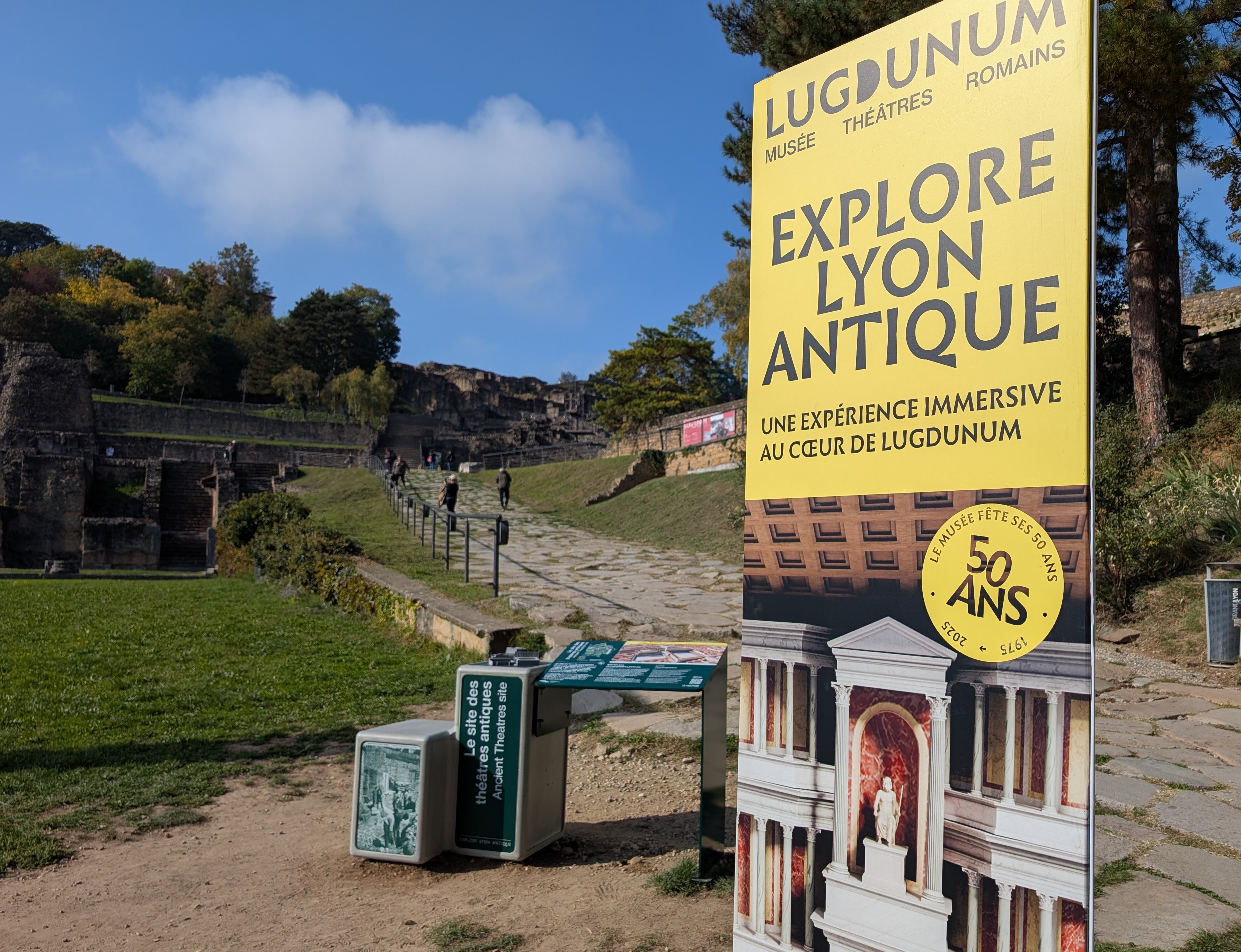 Explore Lyon Antique