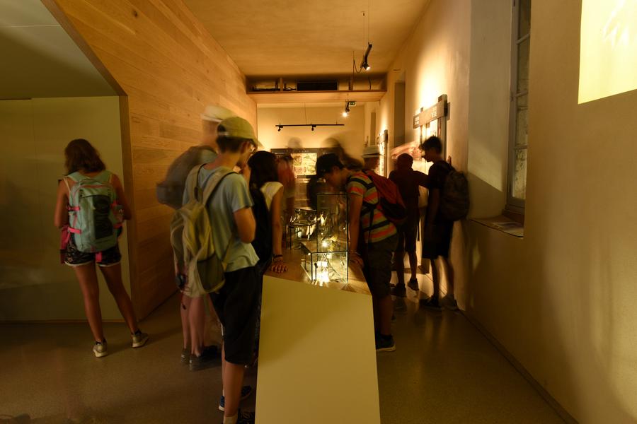 Salle d'exposition du musée vivant du ver à soie