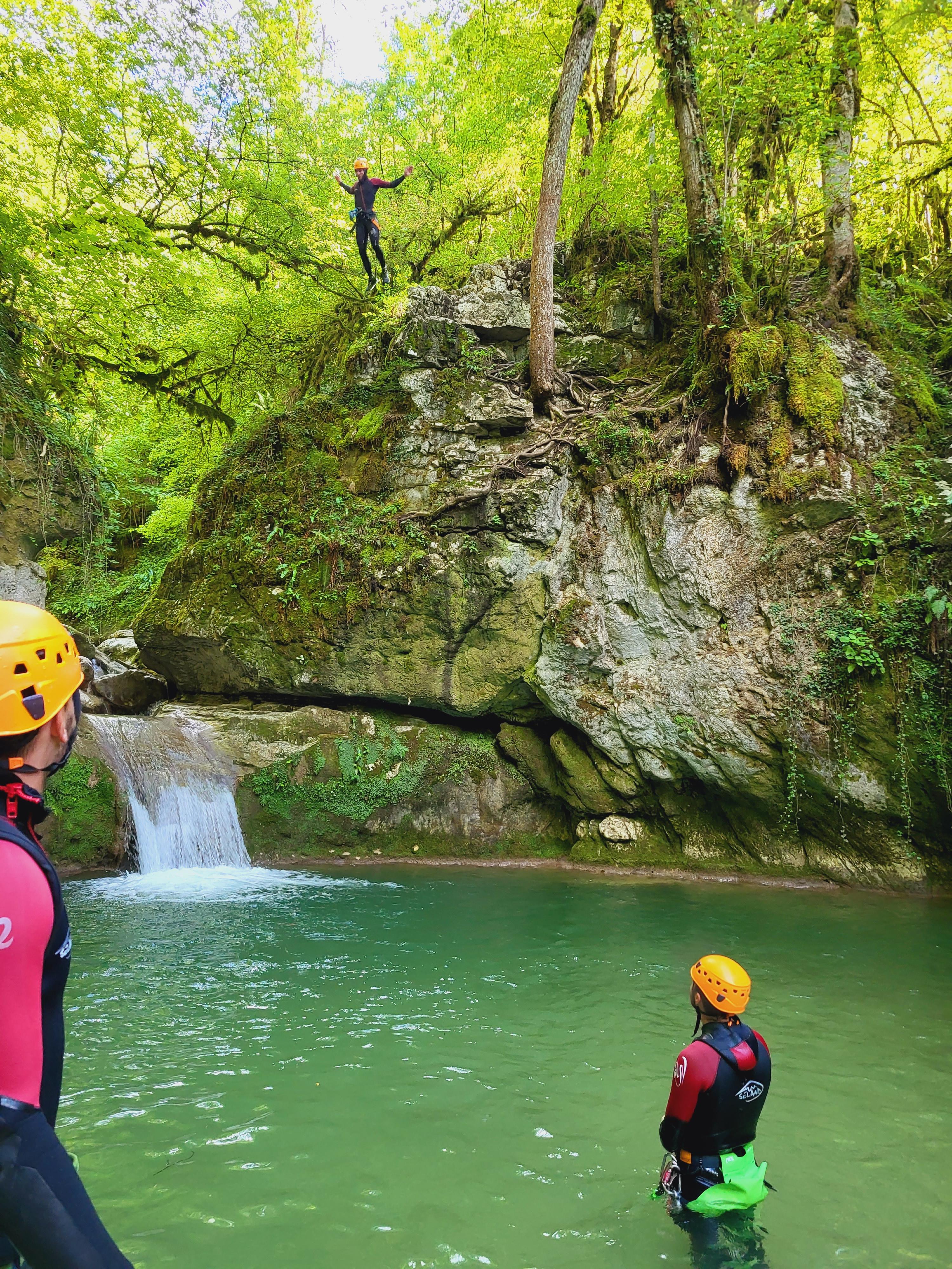 saut ou tyrolienne canyon