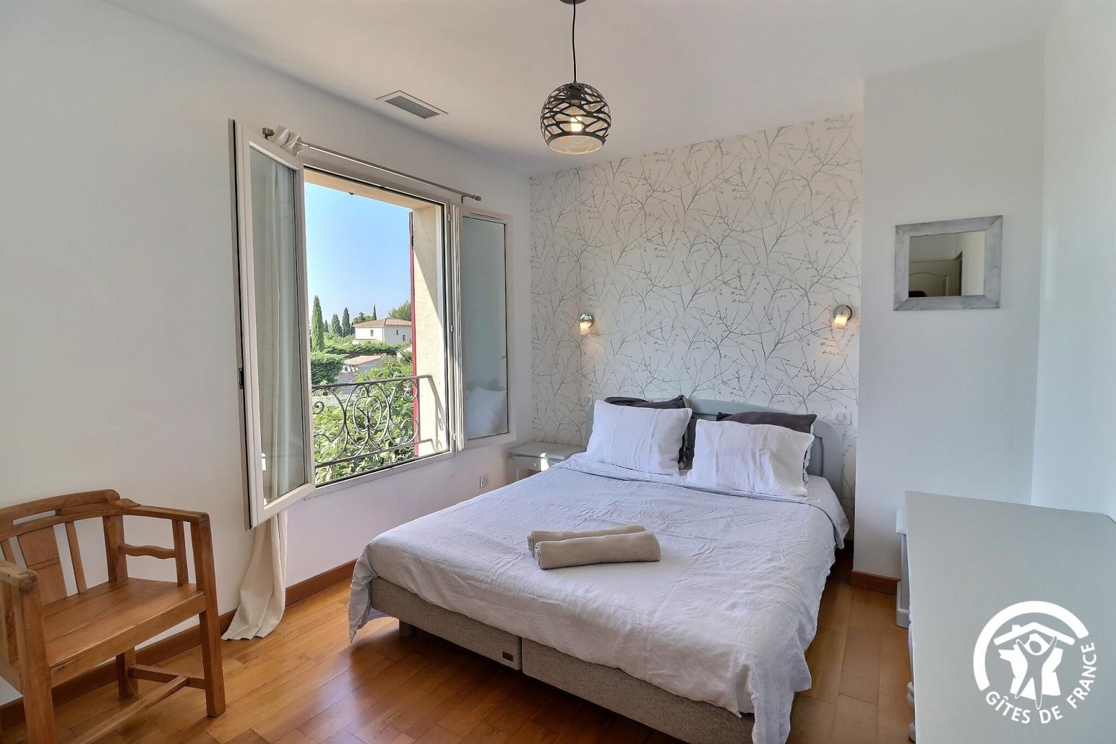 Ô Cairn, Eyragues - photo 29