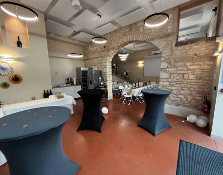 Intérieur manges debout