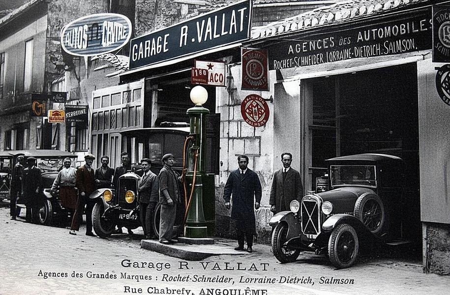 Exposition - Pleins phares sur les garages