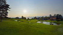 golf au coucher de soleil
