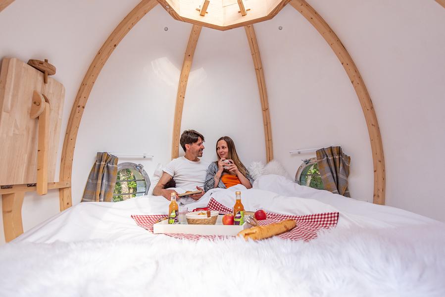 Cabane Love nid safari de Peaugres