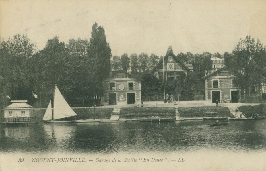 Le Bâtiment de l'Horloge à Nogent-sur-Marne 