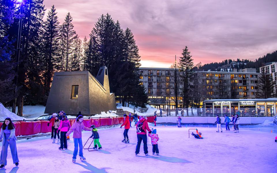 Patinoire en glace naturelle