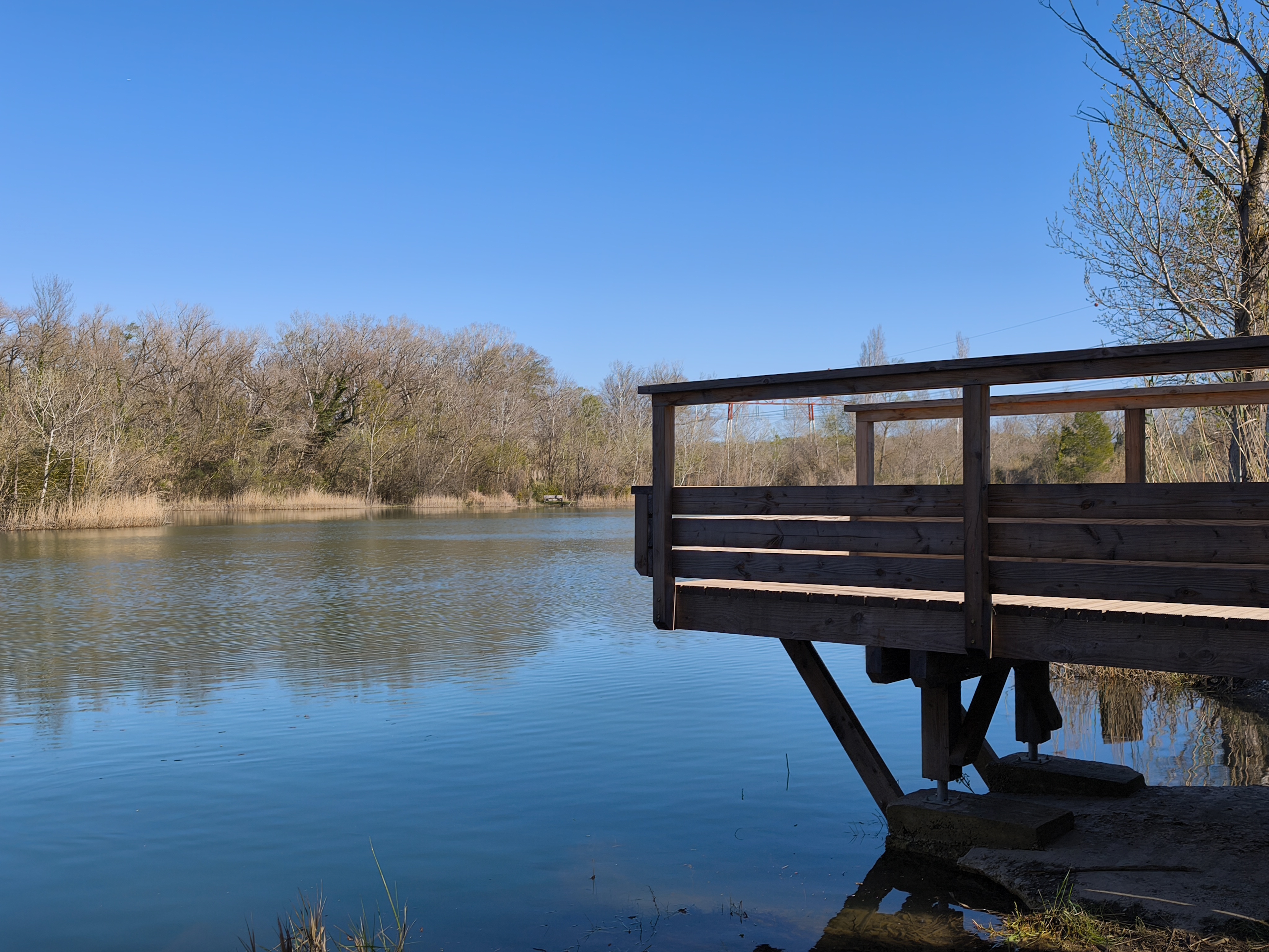 Aire de pique-nique du lac des Iscles