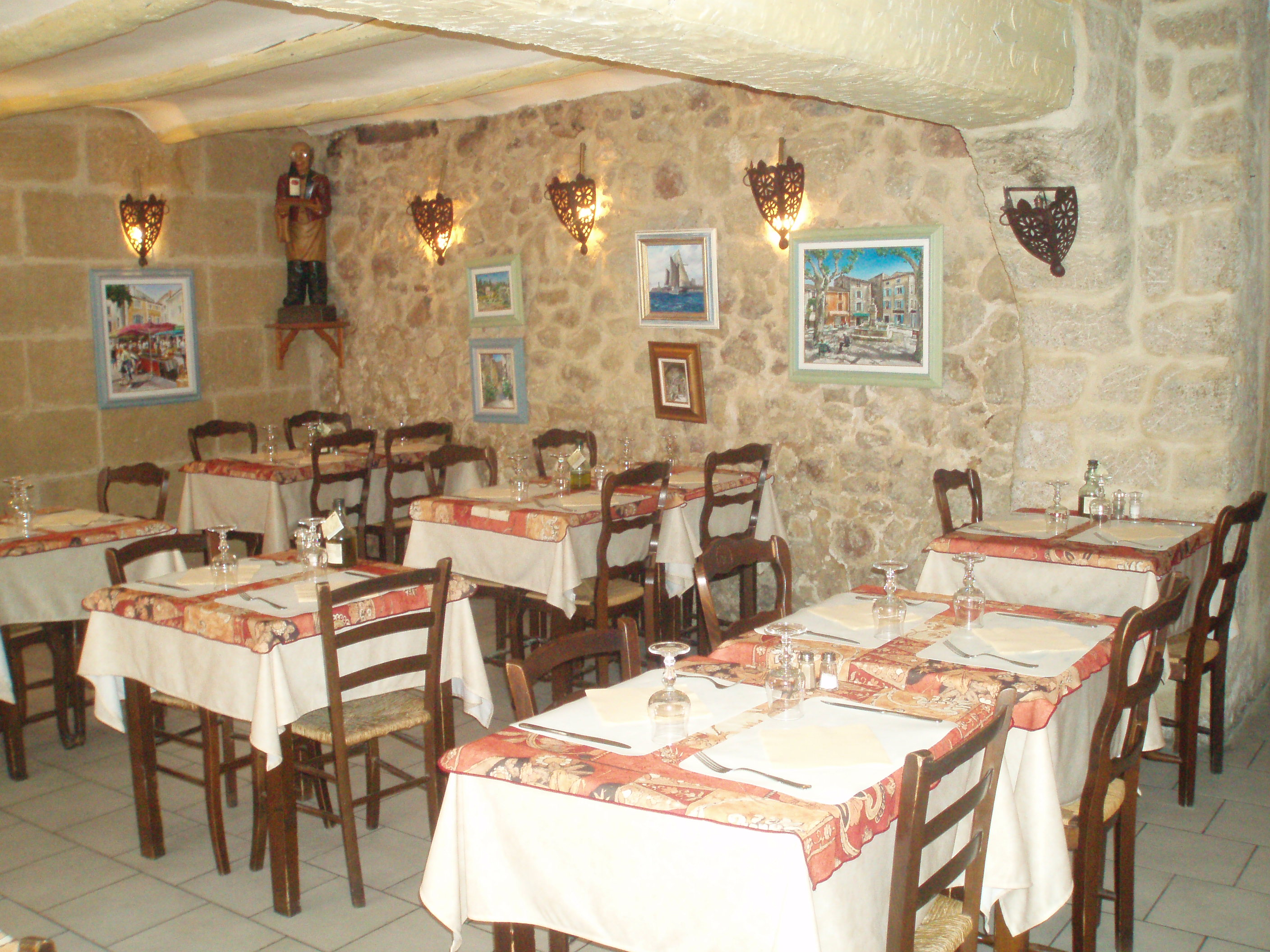 La Taverne  France Provence-Alpes-Côte d'Azur Bouches-du-Rhône Pélissanne 13330