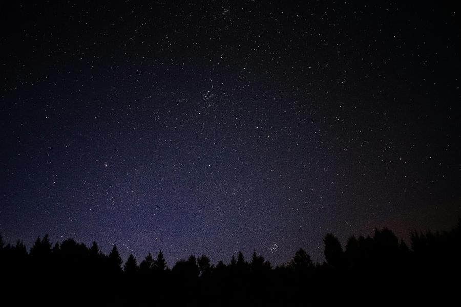 Randonnées insolites : Rando les pieds sur terre, le nez dans les étoiles._Divonne-les-Bains