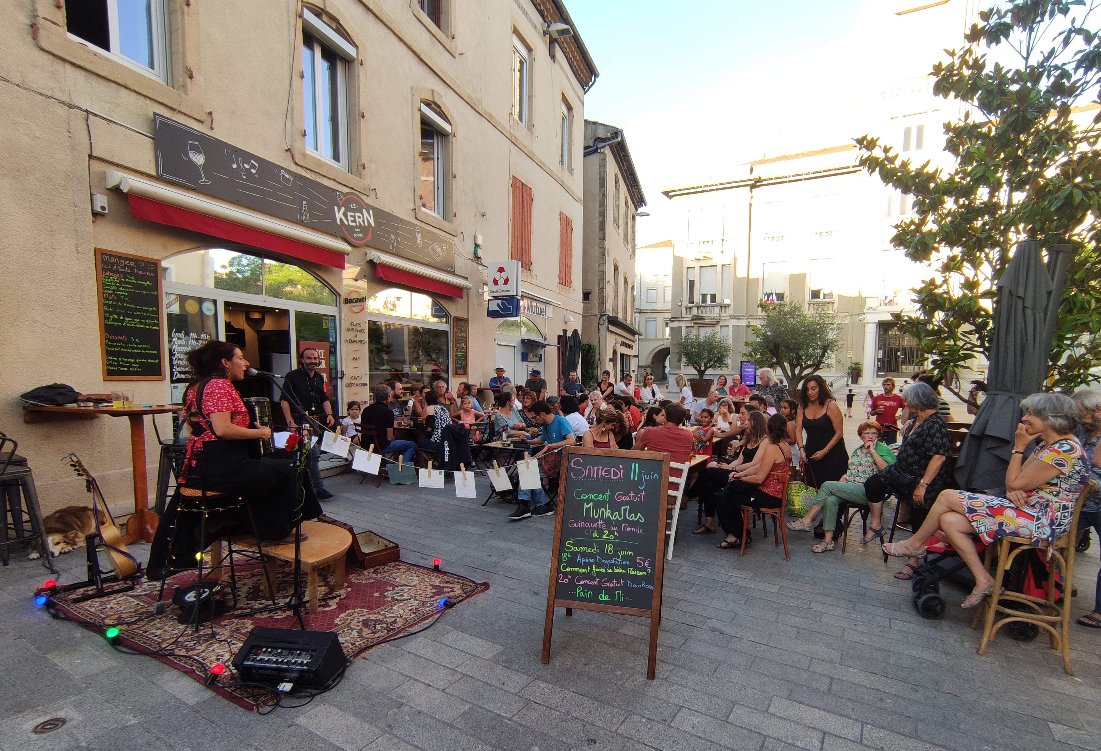 En Cœur d'Ardèche : que faire à Privas ? : Concert du groupe Bouches à oreilles (rock acoustique)