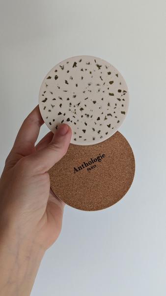 Création d'un dessous de verre en fleurs séchées 