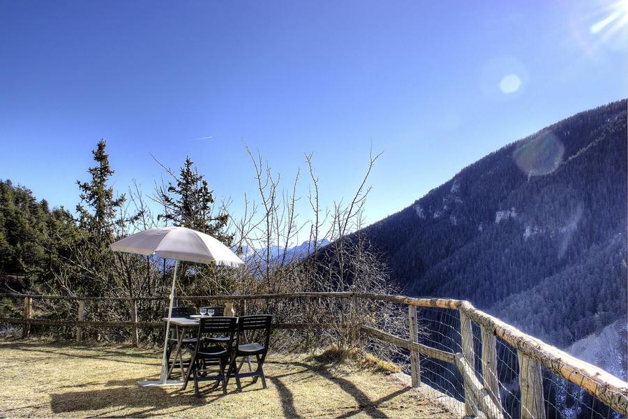 Gîte L'Oustal n°2-Jardin terrasse-Auron-Gîtes de France Alpes-Maritimes 