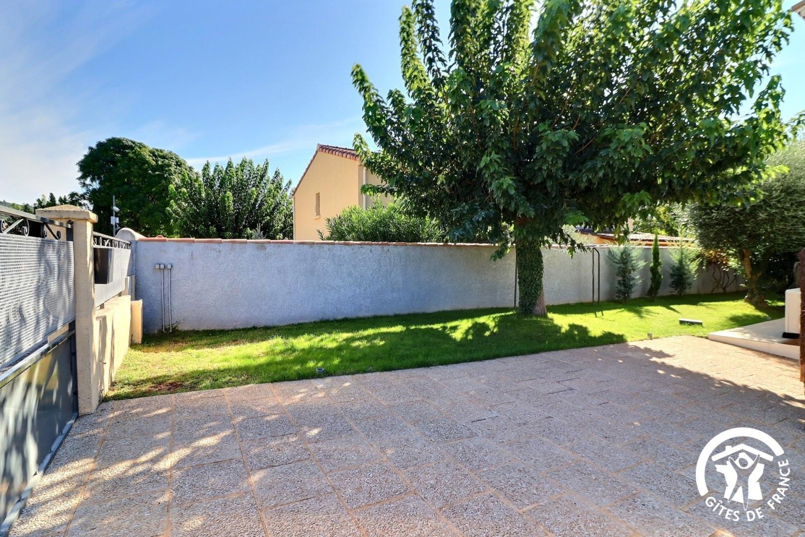 Hote Provence, Eyguières - photo 24