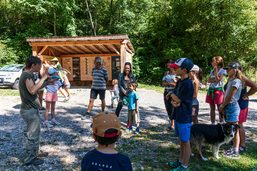 Visite adulte à l'Abri sous roche_La Balme-de-Thuy