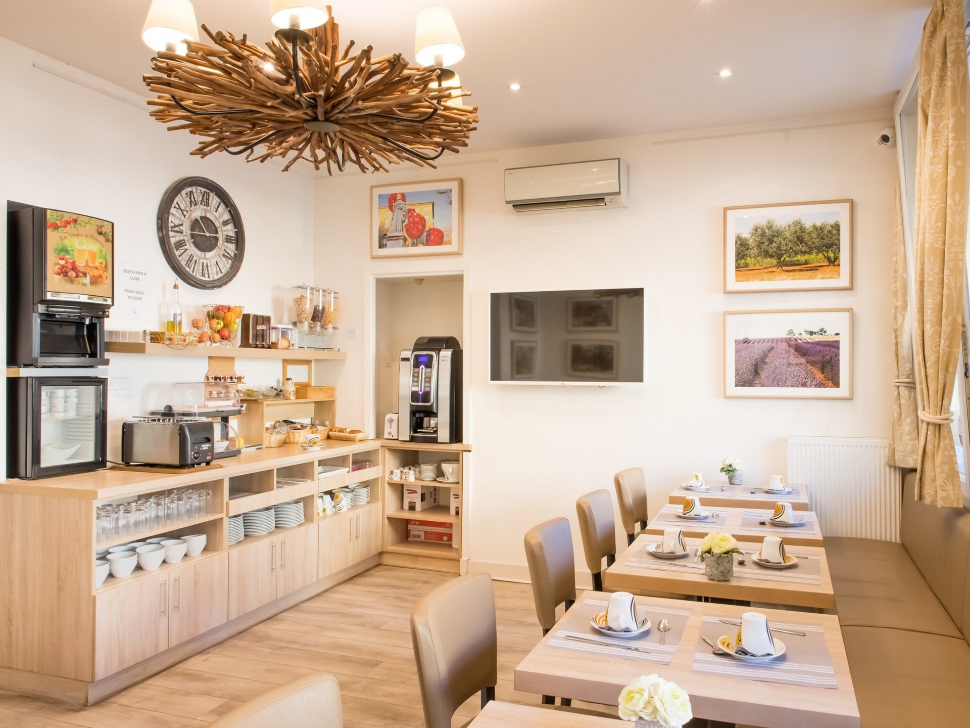 Hôtel Le Concorde - photo 2