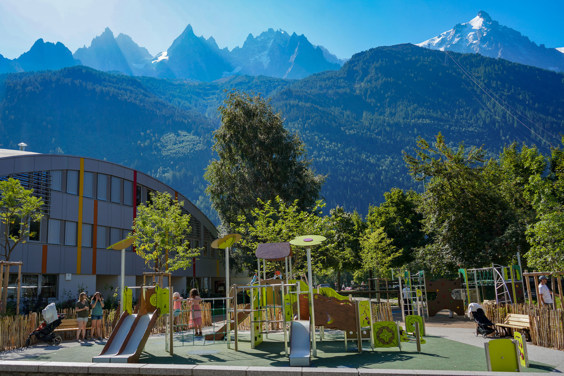 Aire de jeux Place du Mont Blanc