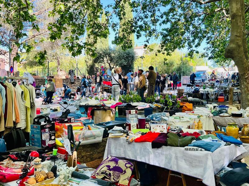 Vide Grenier au Brûlat_Le Castellet