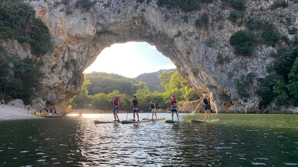 Descent accompanied by a state-registered instructor with Ardèche Paddle