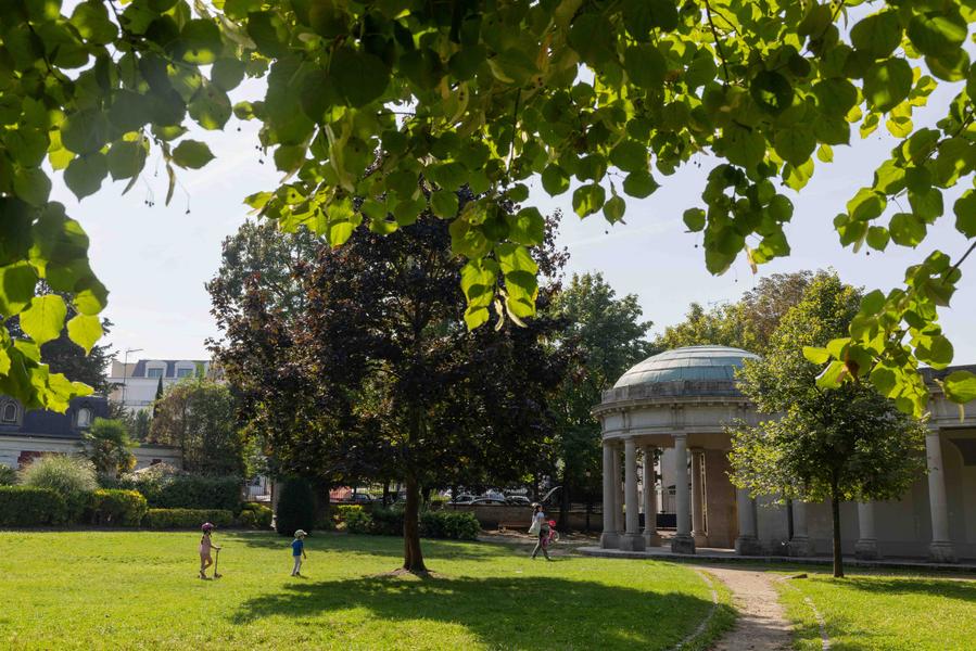 Square de Lattre de Tassigny 