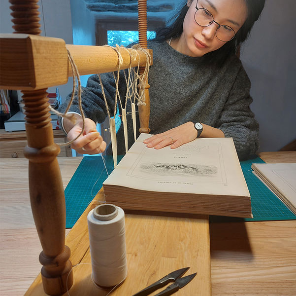 Ateliers reliure traditionnelle au cousoir