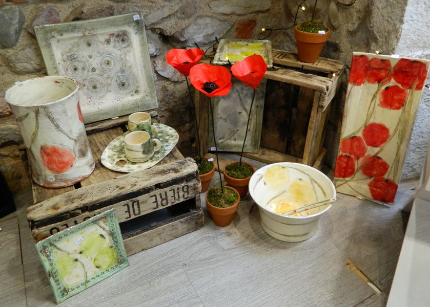 Poteries, objets décoratifs