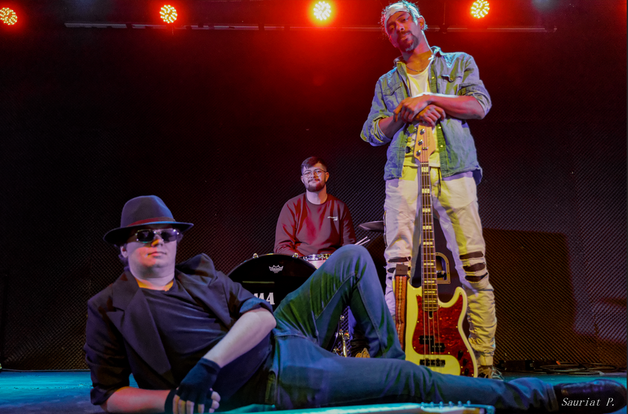 Cavalaire-Sur-Mer : Les Rendez-Vous de l'Eté: concert PLOOKS