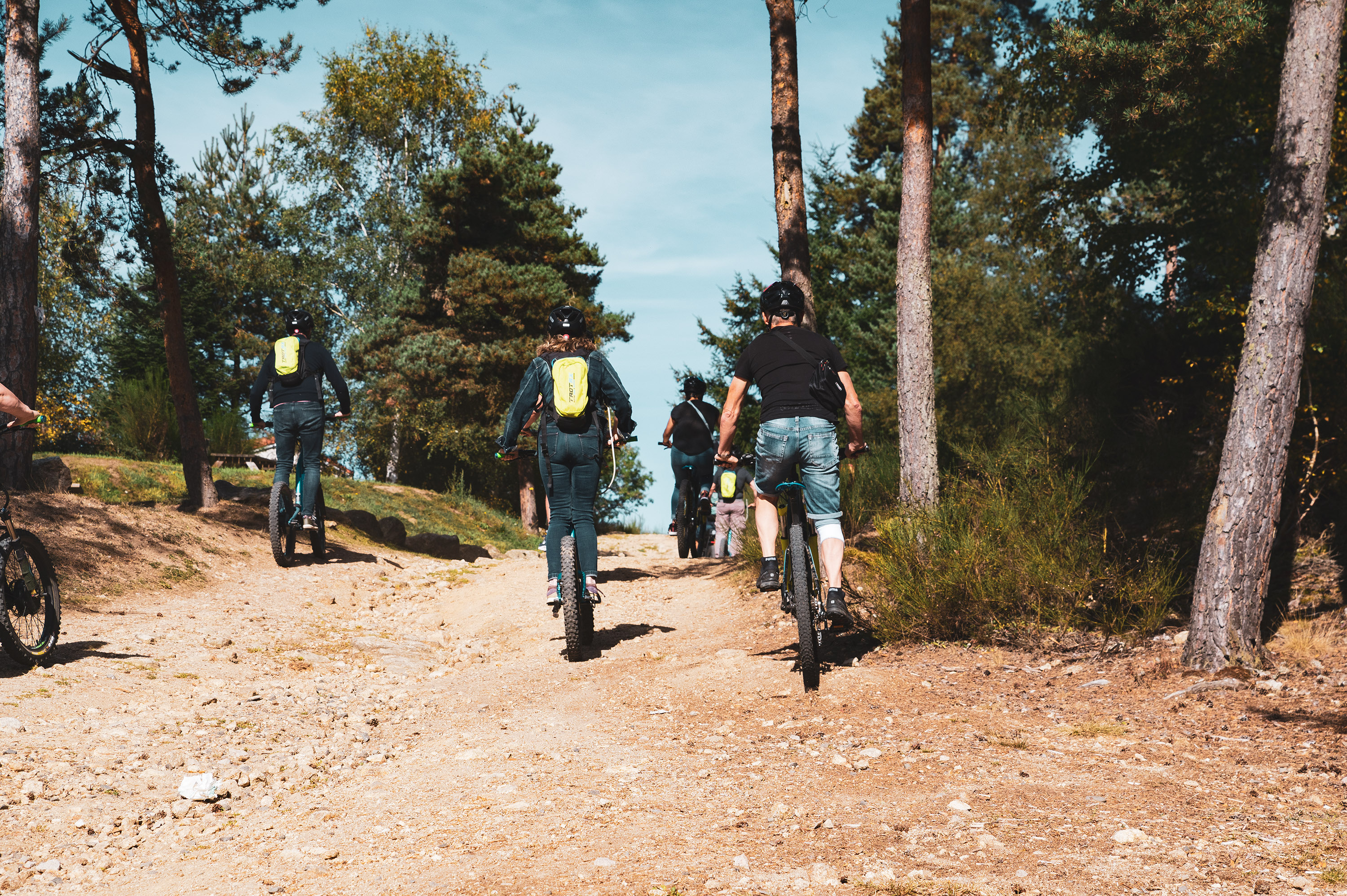 Randonnées accompagnées en  VTT électrique - USSON-EN-FOREZ