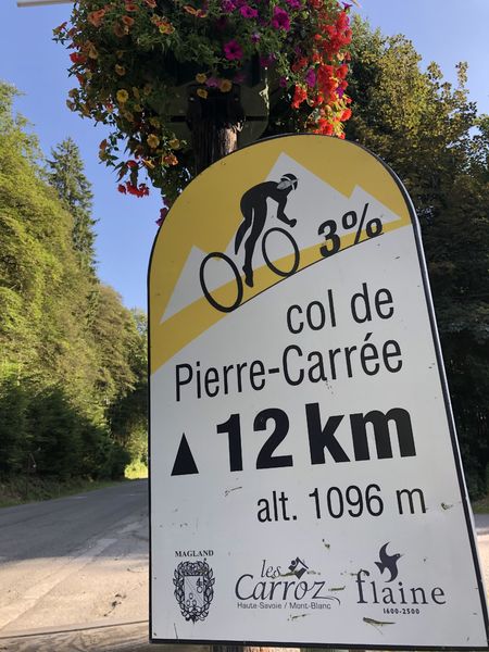 Montée du col de Pierre Carrée