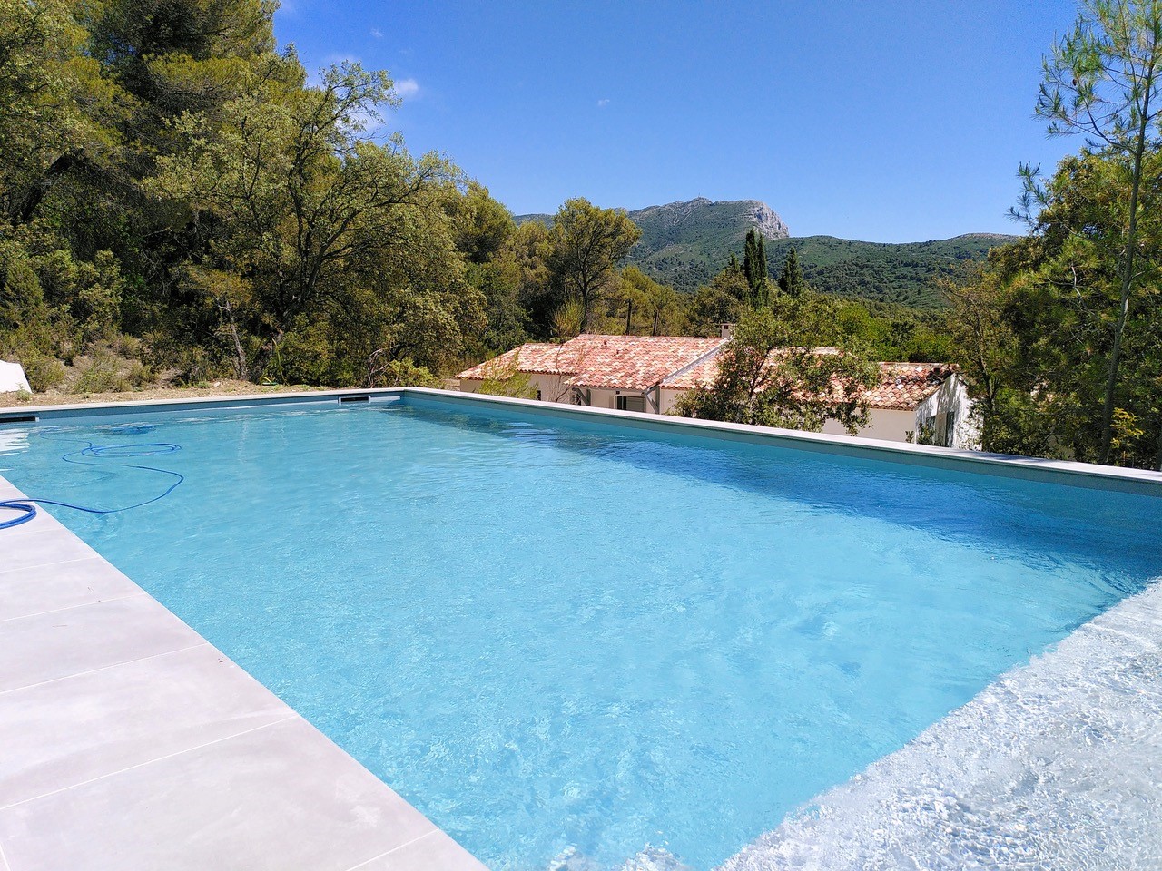 Les Petits Arbousiers, Vauvenargues - photo 9