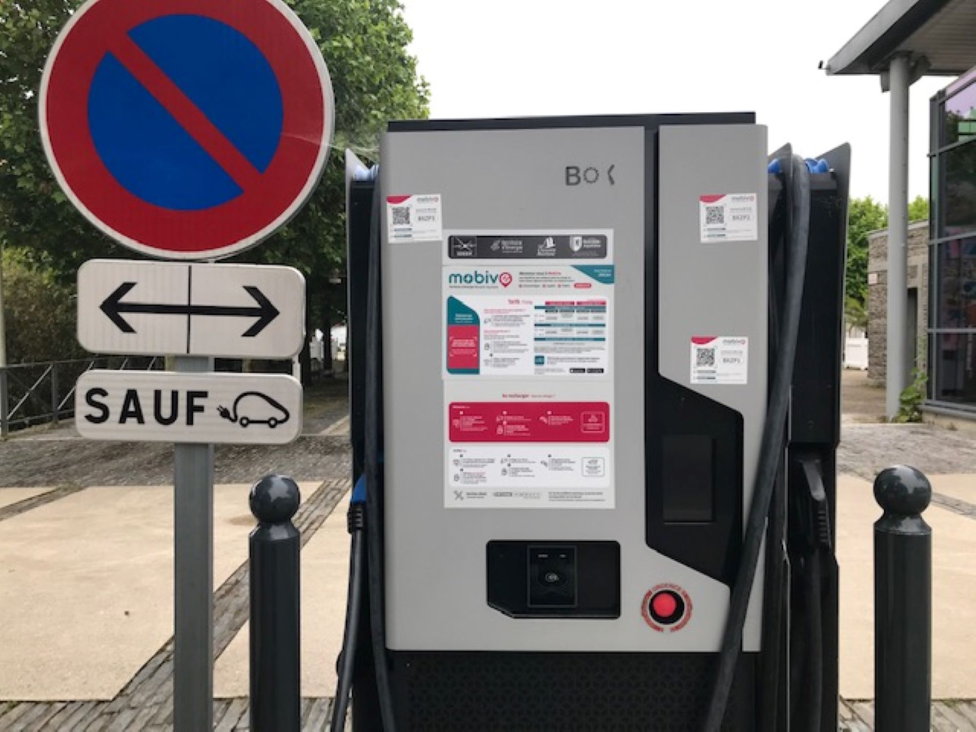 Borne électrique du Château d'Oléron