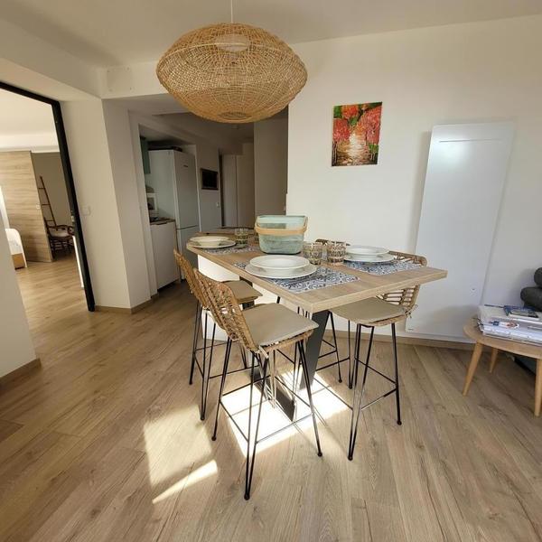 Coin repas Gîte Macalinewa Gîtes de France Alpes-Maritimes Saint-Jeannet