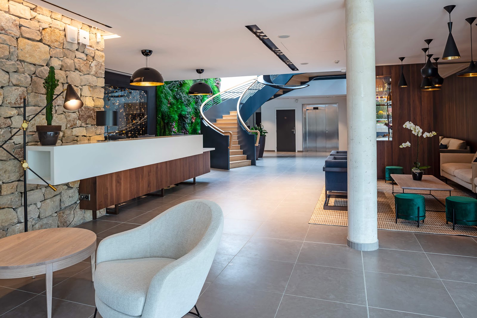 Restaurant-hôtel Sainte Victoire Vauvenargues, Vauvenargues - photo 4