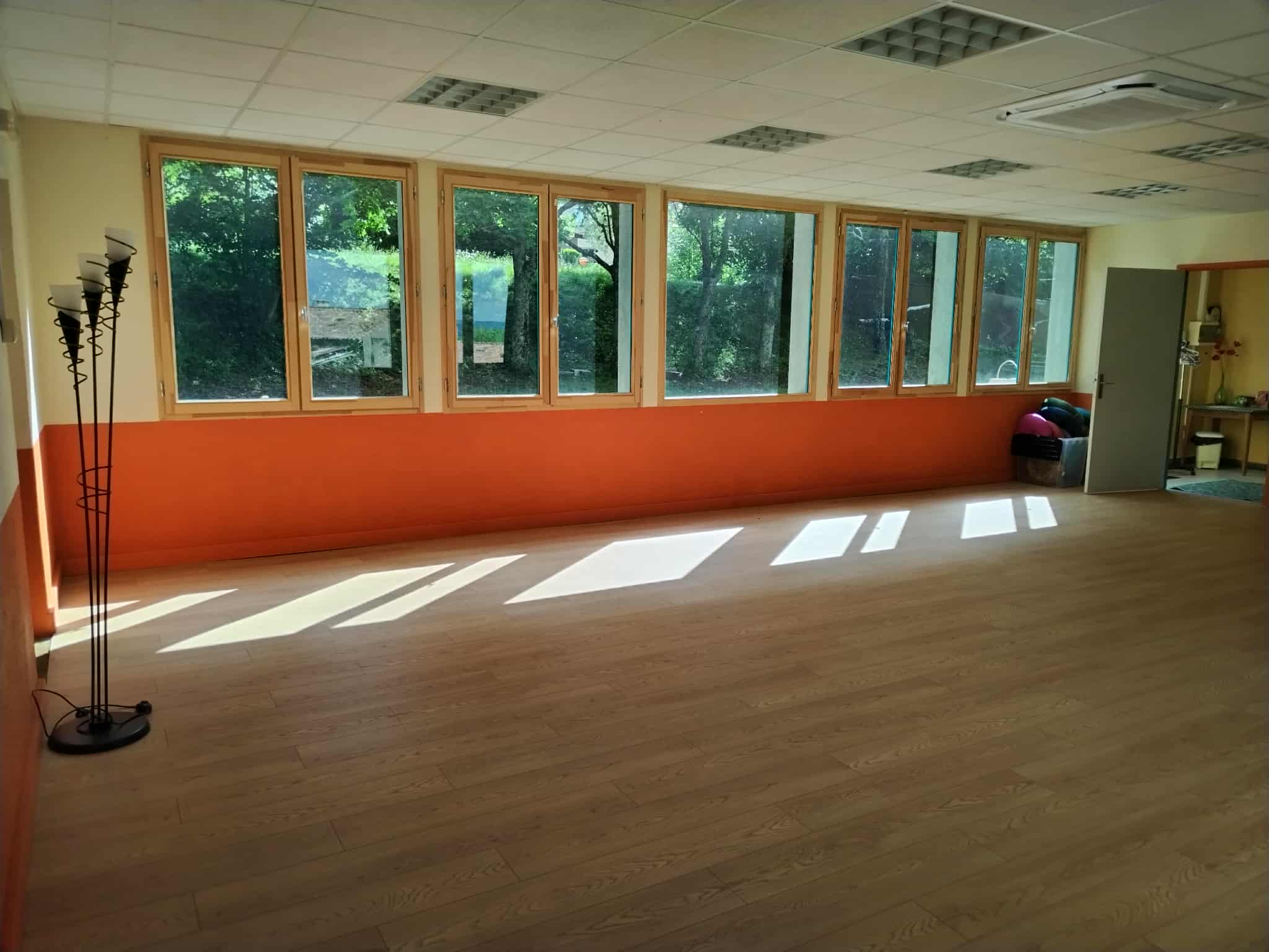 988f450a-90b9-4e65-b959-a56855a45b2a