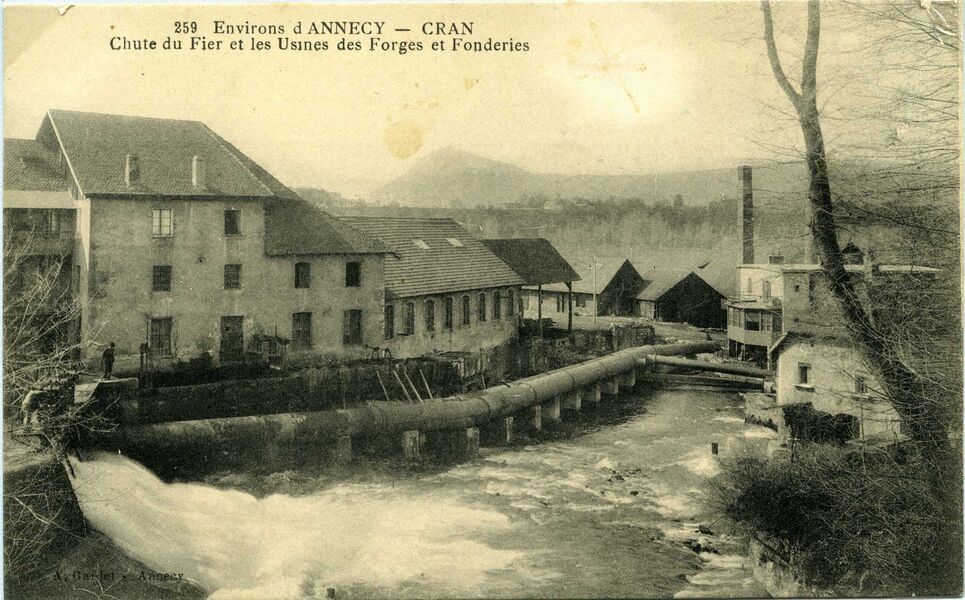 Chute du Fier et les Usines des Forges et Fonderies de Cran, vers 1916