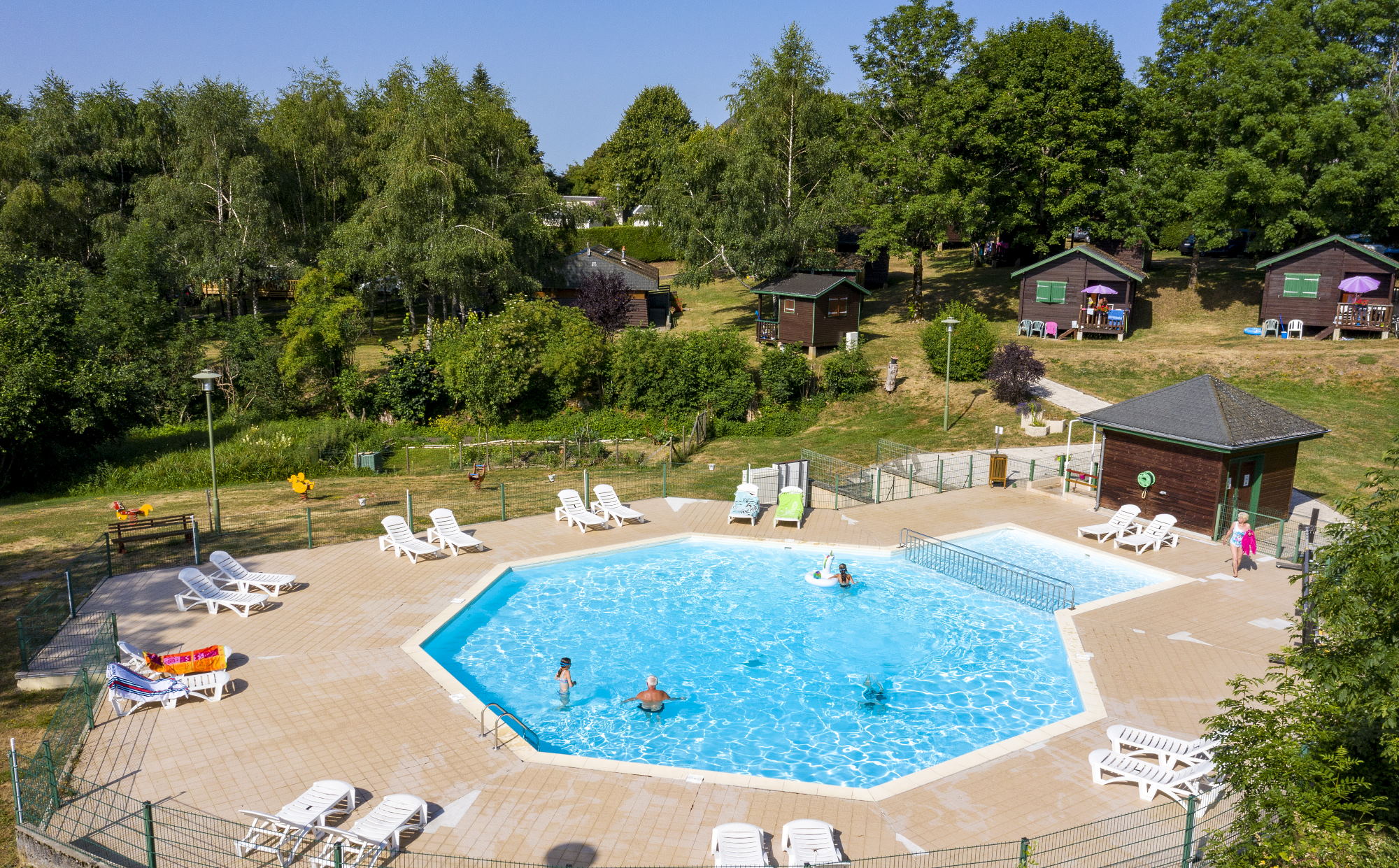 Piscine du camping de Tauves