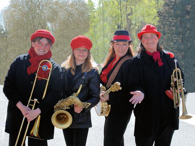 Les Swing Ladies 